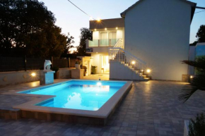 Family friendly house with a swimming pool Vinovac, Zagora - 22041